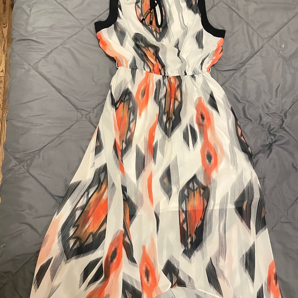 XOXO Sleeveless High-Low Dress in White, Orange & Black